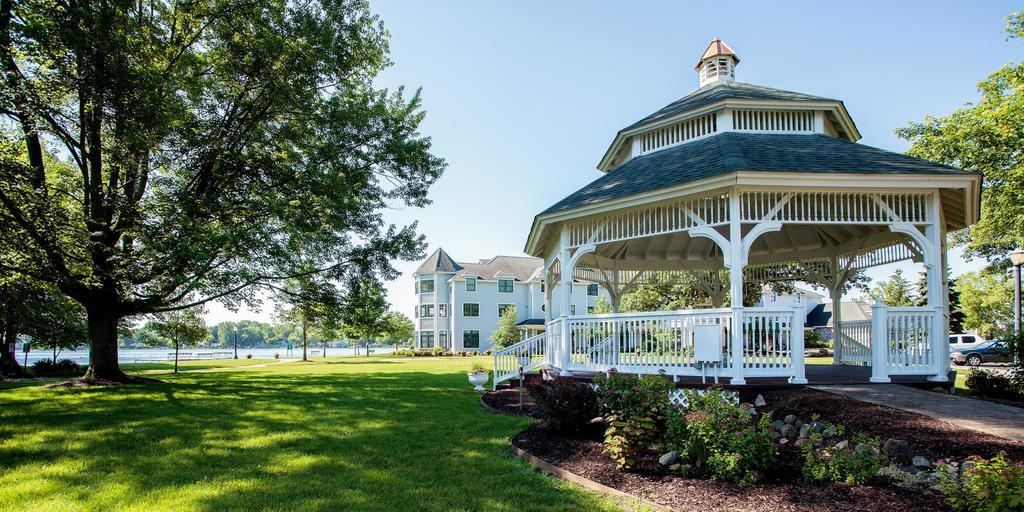 Oakwood Resort Syracuse Exterior photo